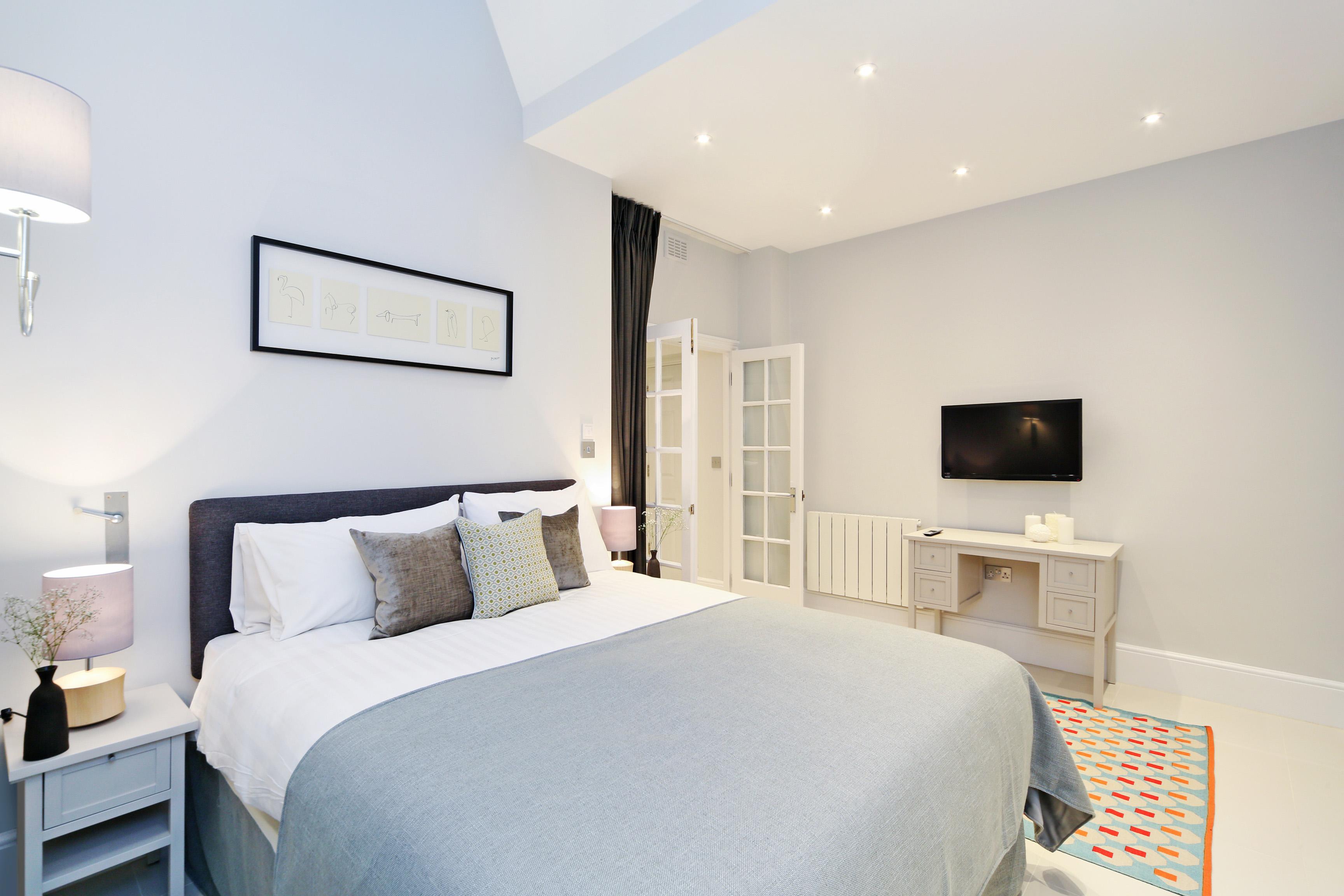 Queensgate Court London Exterior photo