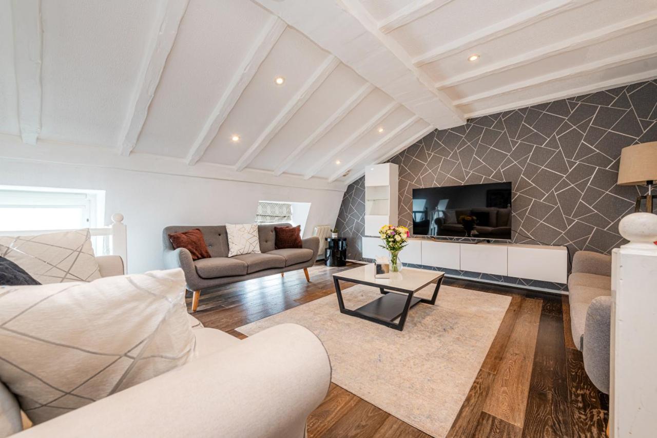 Queensgate Court London Exterior photo
