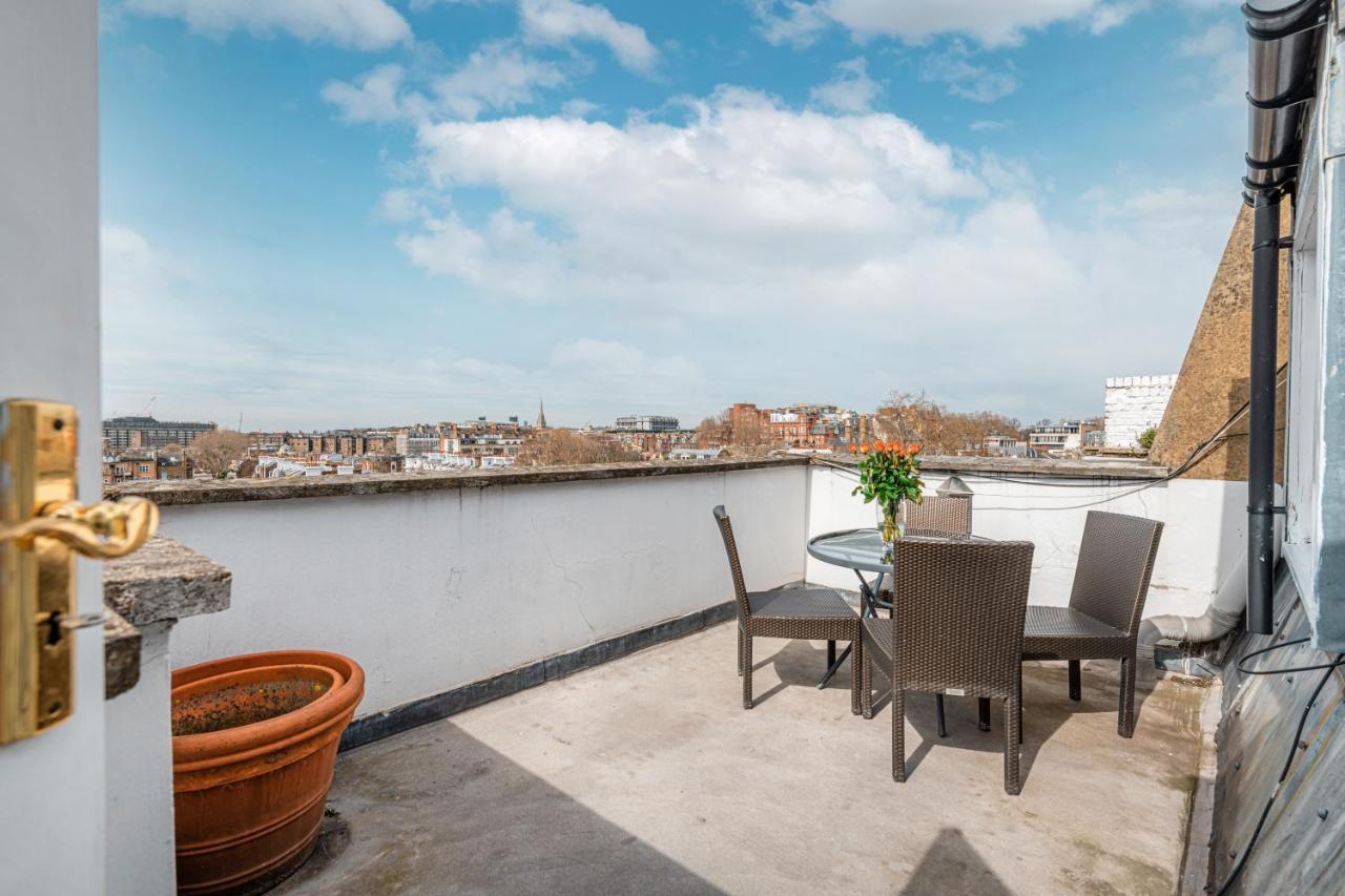 Queensgate Court London Exterior photo