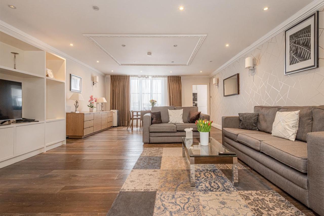 Queensgate Court London Exterior photo
